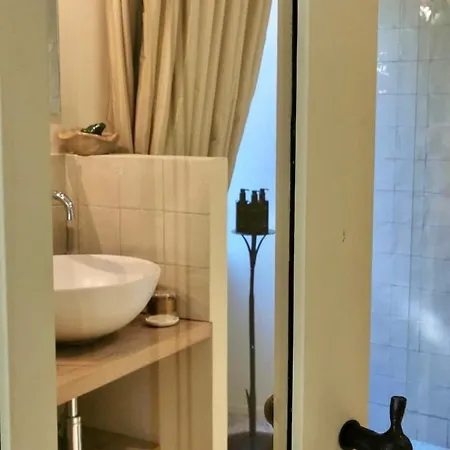 Bed & Breakfast Provence Km28 *