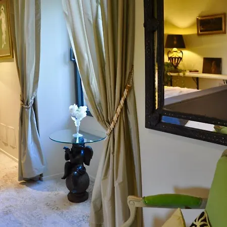 Provence Km28 Bed & Breakfast *