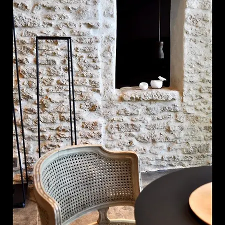 Provence Km28 Bed & Breakfast *